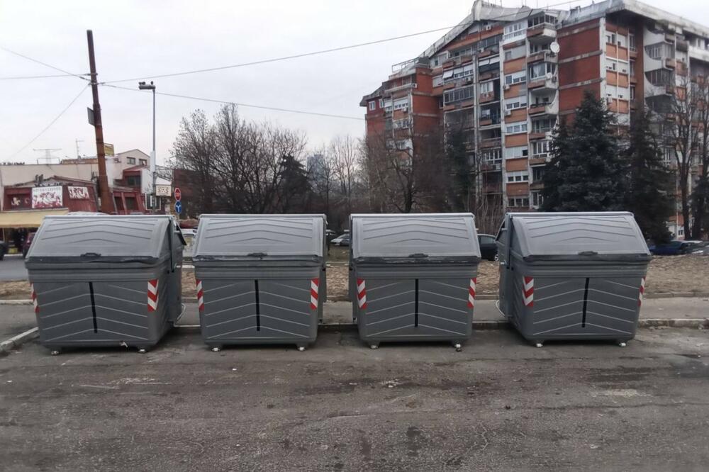 NOVINE NA MEDAKU: Stigli novi džambo kontejneri (FOTO)