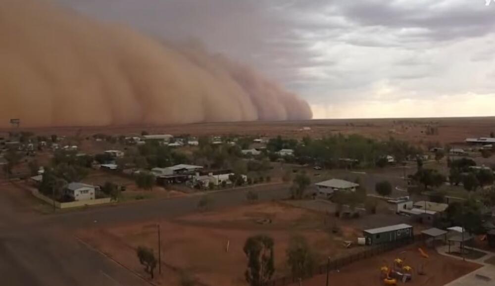 Australija, Kvinslend, peščana oluja