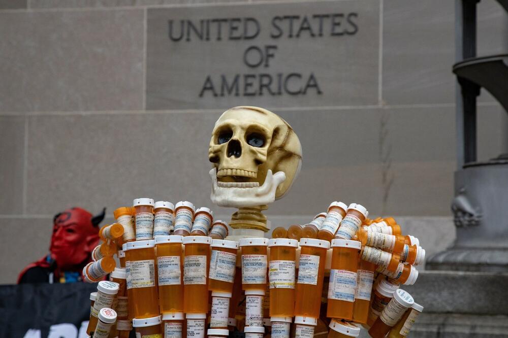 0646328335, narkomani, smrt, tabletomani, SAD, kriza opijata