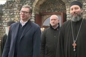 NIJE DOVOLJNO SAMO BITI PONOSAN, NEOPHODNO JE I DELATI: Predsednik Vučić najavio pomoć i podršku manastiru (VIDEO)