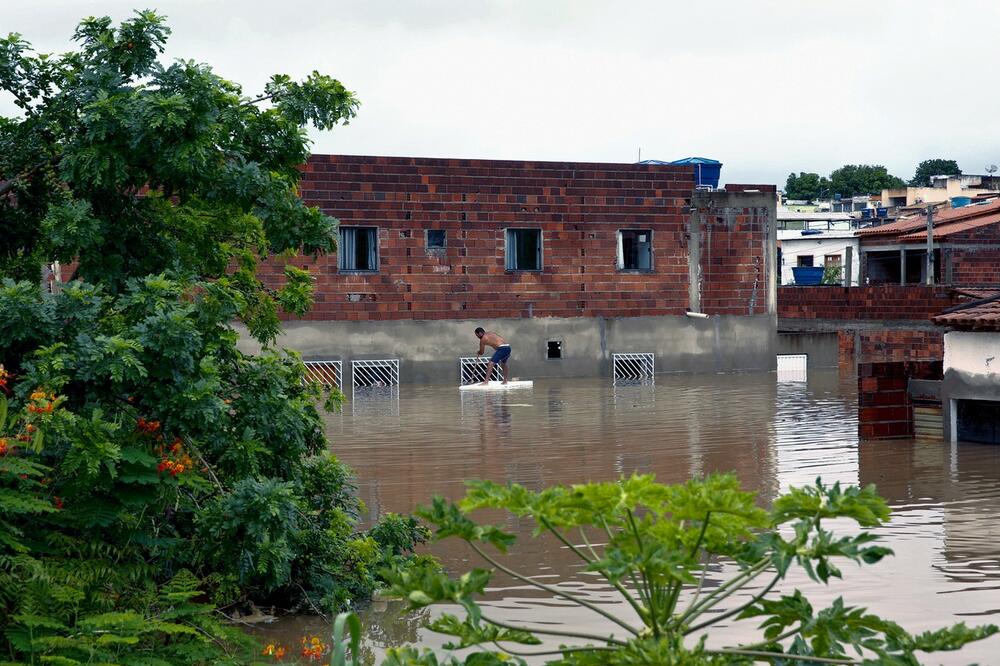 0649480693, Brazil, poplave