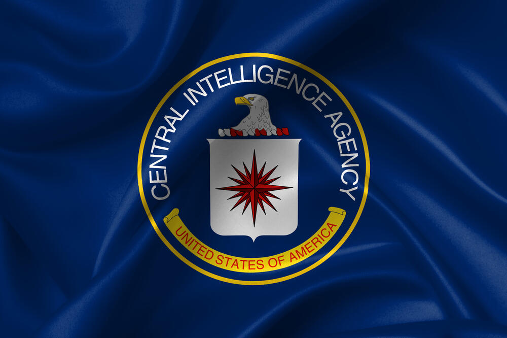 ŠOK TVRDNJA AMERIČKIH SENATORA: CIA ima tajni program koji špijunira Amerikance