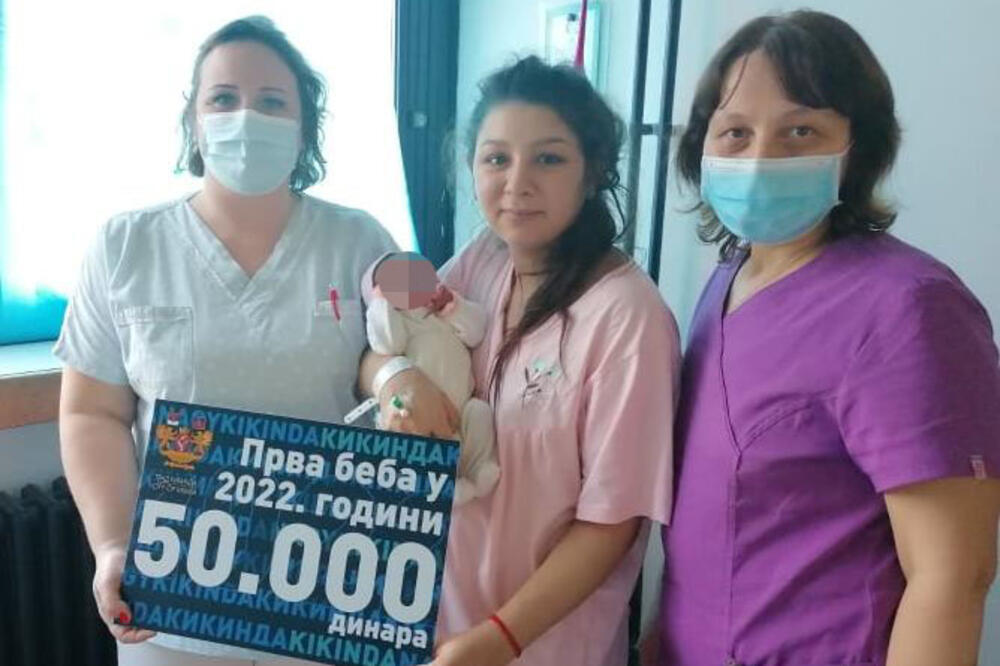 PRVA BEBA U KIKINDI: Dijana (20) rodila Nikolinu, od grada dobila 50.000 dinara (FOTO)