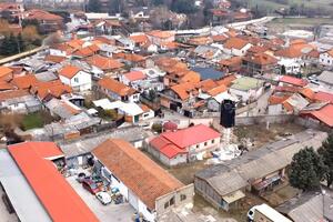 MINARET NIKAO U BOŽIĆNJOJ NOĆI: Vlasti u Skoplju smesta stopirale gradnju, i prateća džamija izgrađena nelegalno VIDEO