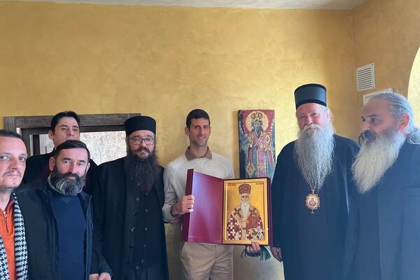ĐOKOVIĆ NASTAVIO ODMOR U CRNOJ GORI: Evo gde je Novak otišao posle posete manastiru Ostrog!