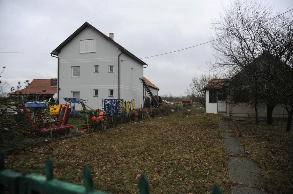 selo Grabovac, Obrenovac, Devojčica, stradala u pozaru, Kuća