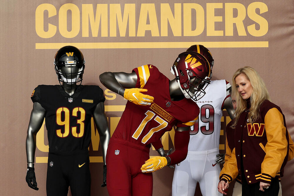 PODLEGLI PRITISCIMA: NFL ekipa Vašingtona promenila ime u Komanders
