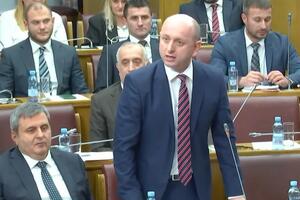 MASOVNE PRETNJE ŠKOLAMA I INSTITUCIJAMA: Sutra sednica parlamentarnog Odbora za bezbednost Crne Gore