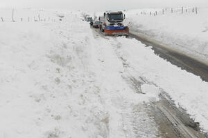 RHMZ UPOZORAVA: U ovom delu Srbije očekuju se sneg i ledena kiša, a onda NAGLE PROMENE! Evo kakvo će vreme biti do kraja nedelje