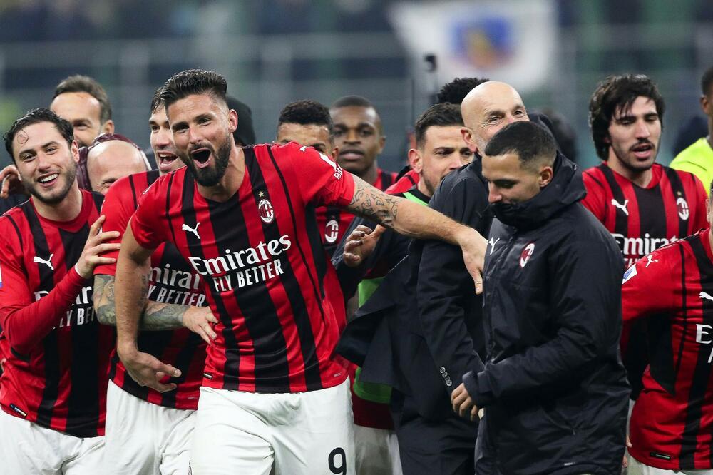 RADNIK U PICERIJI POSTAO VIRALNI HIT: Zbog proslave gola Milana u derbiju protiv Intera o njemu svi pričaju VIDEO