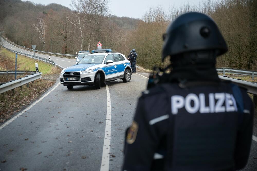 ZAPLENA OD MILION EVRA: Vozač iz BiH uhvaćen sa sirovinom za pravljenje amfetamina