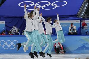 SPREMA SE VELIKI SKANDAL U PEKINGU Odložena dodela medalja: Rusi osvojili zlato, SAD srebro, Japan bronzu - biće diskvalifikacija?