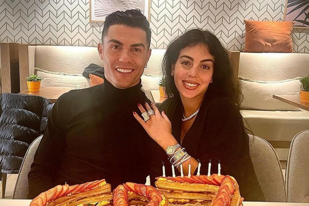 RONALDO ČESTITAO GEORGINI DAN ZALJUBLJENIH: Fotografija niže milione lajkova