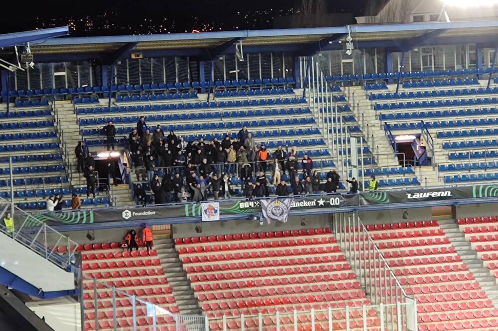 GROBARI USPELI DA UĐU NA STADION U PRAGU: Navijači Partizana dominiraju! Česi aplaudirali na skandiranje Srbija-Kosovo