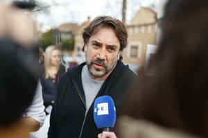 OSUĐUJEM NAPAD NA UKRAJINU: Oskarovac Havijer Bardem pridružio se protestima i poslao JASNU PORUKU (FOTO)