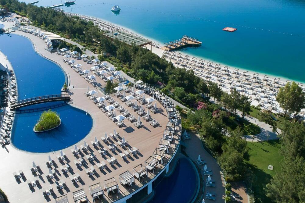 IZUZETAN HOTEL IZ ČUVENOG LANCA: Naravno, kako drugčije nego na najlepšem delu turske obale Egeja