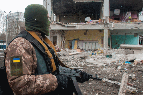 U UKRAJINI 20.000 PLAĆENIKA, NEKI SU IZ REGIONA! Kijevu važniji INSTRUKTORI koji OBUČAVAJU Ukrajince da rukuju oružjem sa Zapada