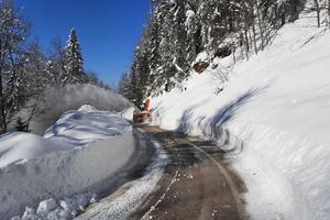 POSLE 15 DANA UKINUTA VANREDNA SITUACIJA U NOVOJ VAROŠI: Prohodni svi zavejani putevi, sneg popušta u zapadnoj Srbiji (FOTO)