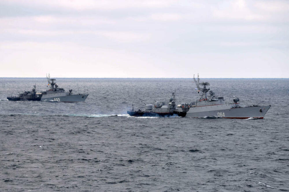 BRITANSKI OBAVEŠTAJCI TVRDE: Rusi se boje napada na Krimu, iz straha od Ukrajinaca premestili podmornice na jug