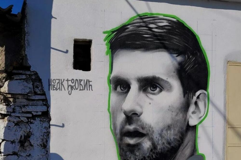 NOVAK ĐOKOVIĆ DOBIO MURAL U ORAHOVCU: Na zidu pored Noletovog lika osvanula MOĆNA PORUKA! FOTO