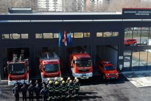 POSLE 70 GODINA: Najmnogoljudnija opština u Srbiji Novi Beograd dobila vatrogasnu stanicu, evo gde se nalazi i kako izgleda! FOTO