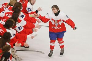 DOMINACIJA SRPSKIH DEVOJAKA: Hokejašice na ledu razbile Bosnu na Svetskom prvenstvu u Beogradu