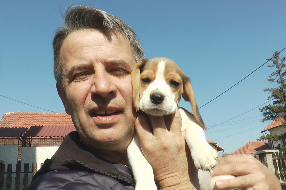 OVO JE LAJKOVAČKI SNUPI: Zoran razvio unosan biznis zahvaljujući psu iz čuvenog stripa i crtaća! (FOTO, VIDEO)
