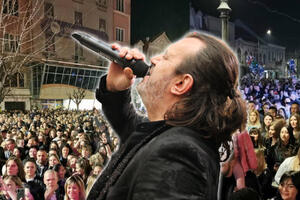 ACA LUKAS RAZVALIO U JAGODINI: Pevač okupio 30.000 ljudi na koncertu, napravio vrhunsku atmosferu! (VIDEO)