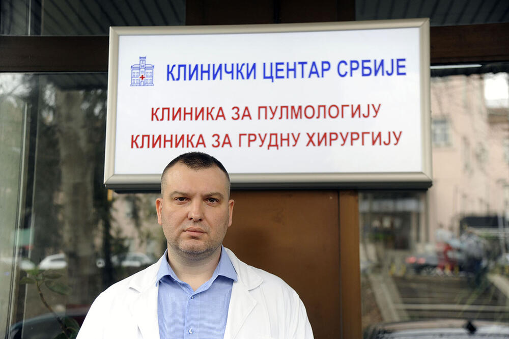 dr Mihailo Stjepanović, Klinika za pulmologiju, tuberkuloza