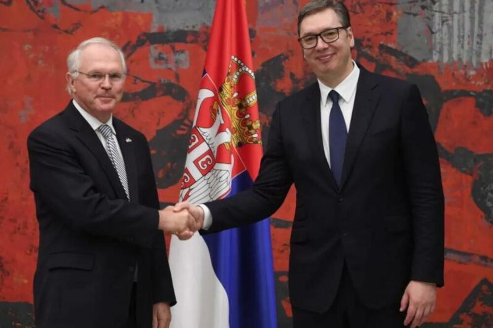 STIGLI KOUTO I HIL: Vučić primio akreditivna pisma novih ambasadora Brazila i SAD (FOTO)