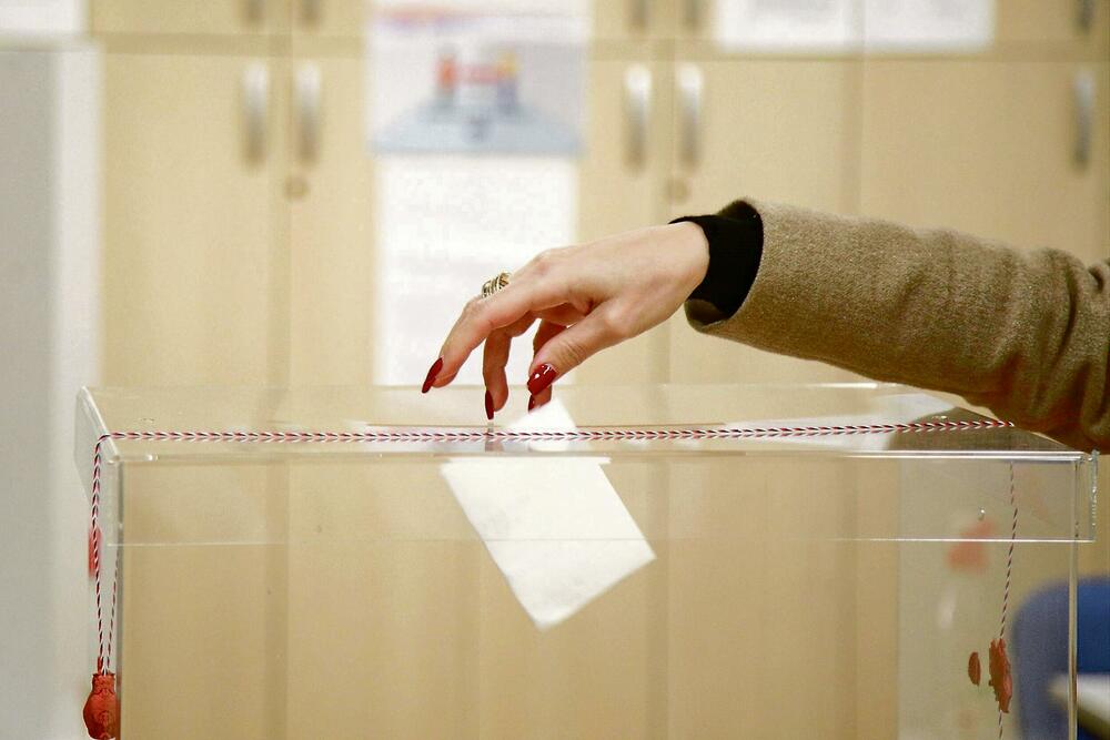 glasanje, Lističi, Glasačka Kutija