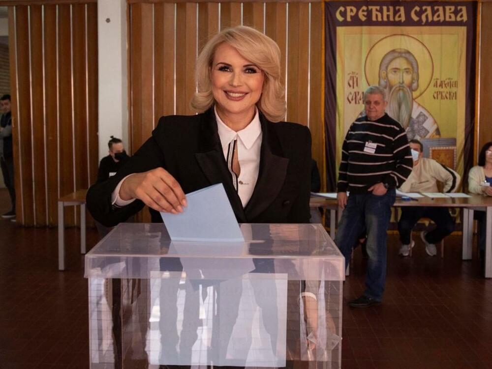 glasanje, izbori 2022, Darija Kisić Tepavčević