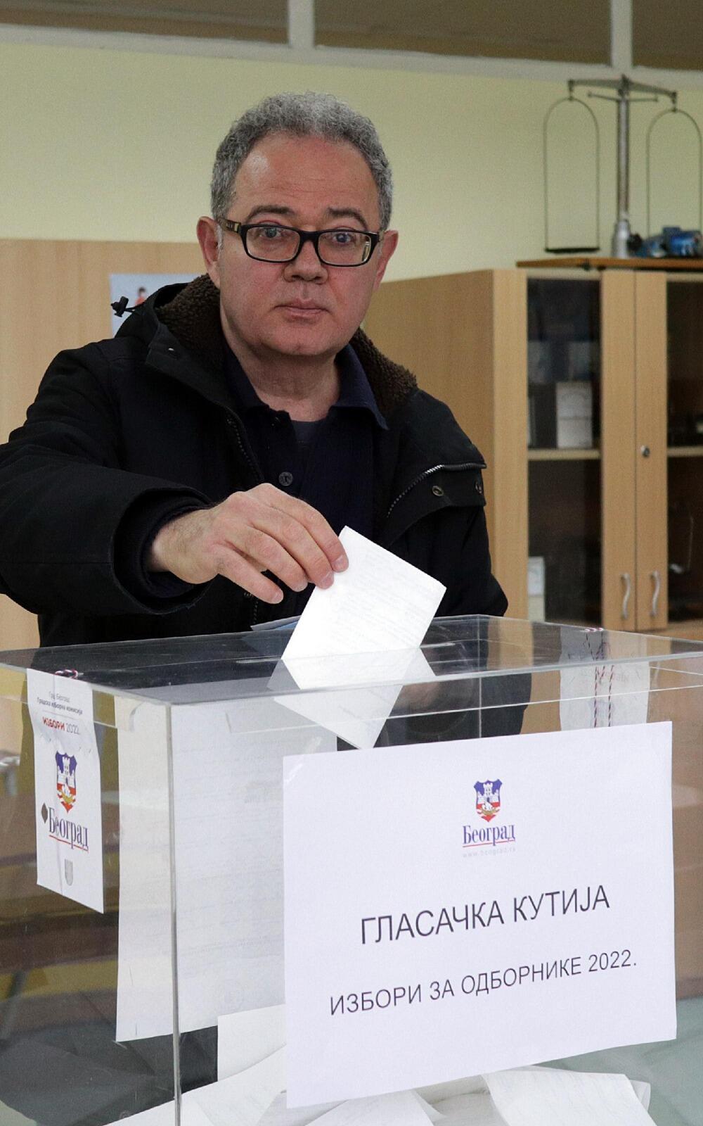 glasanje, izbori 2022, Zoran Lutovac