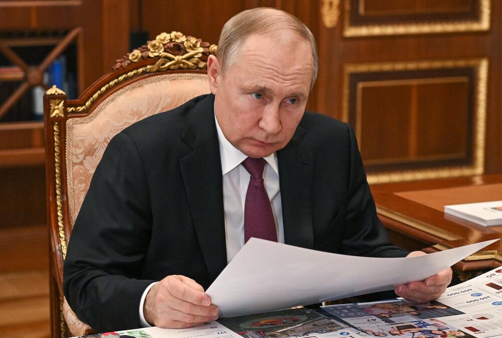 Pod pritiskom... Vladimir Putin, predsednik Rusije