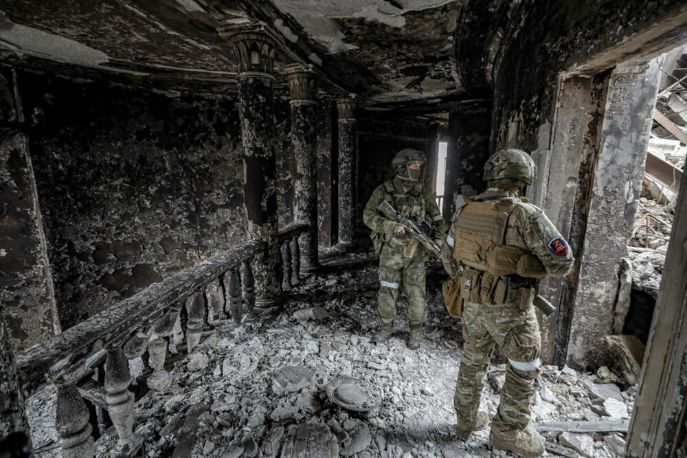 OVAKO IZGLEDA BORBA NA PRVOJ LINIJI FRONTA! Ruske snage upale u rovove ukrajinske vojske SPREMA SE VELIKA OFANZIVA (VIDEO)