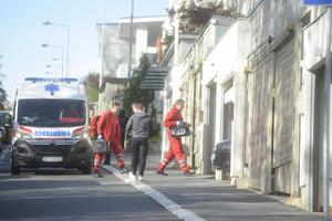 DRAMA U ŠARIĆEVOJ VILI: Ekipa Hitne pomoći ušla u njegovu kuću na Dedinju! VIDEO