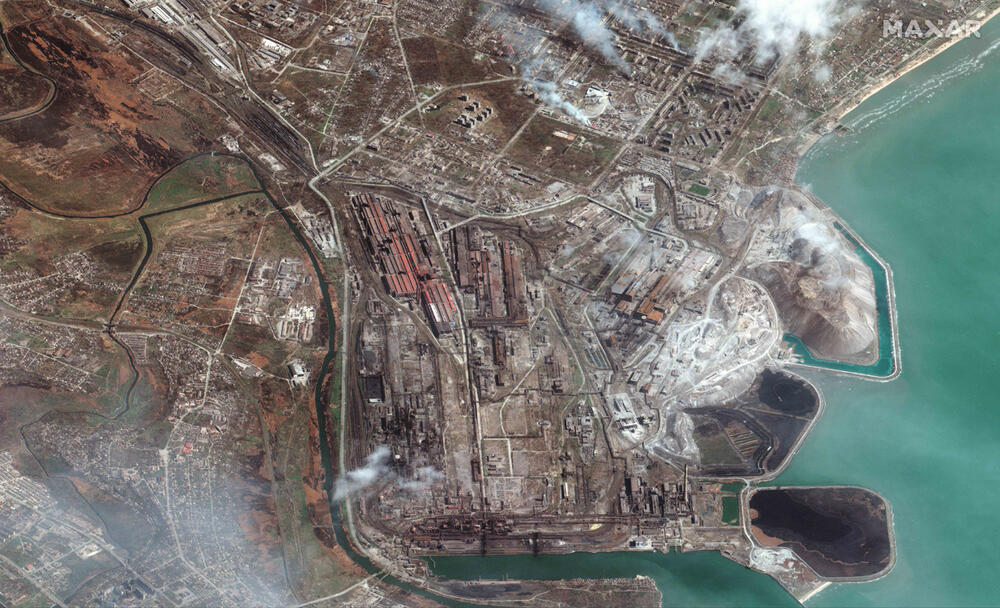 Pogled iz vazduha na Marijupolj... Čeličana Azovstalj