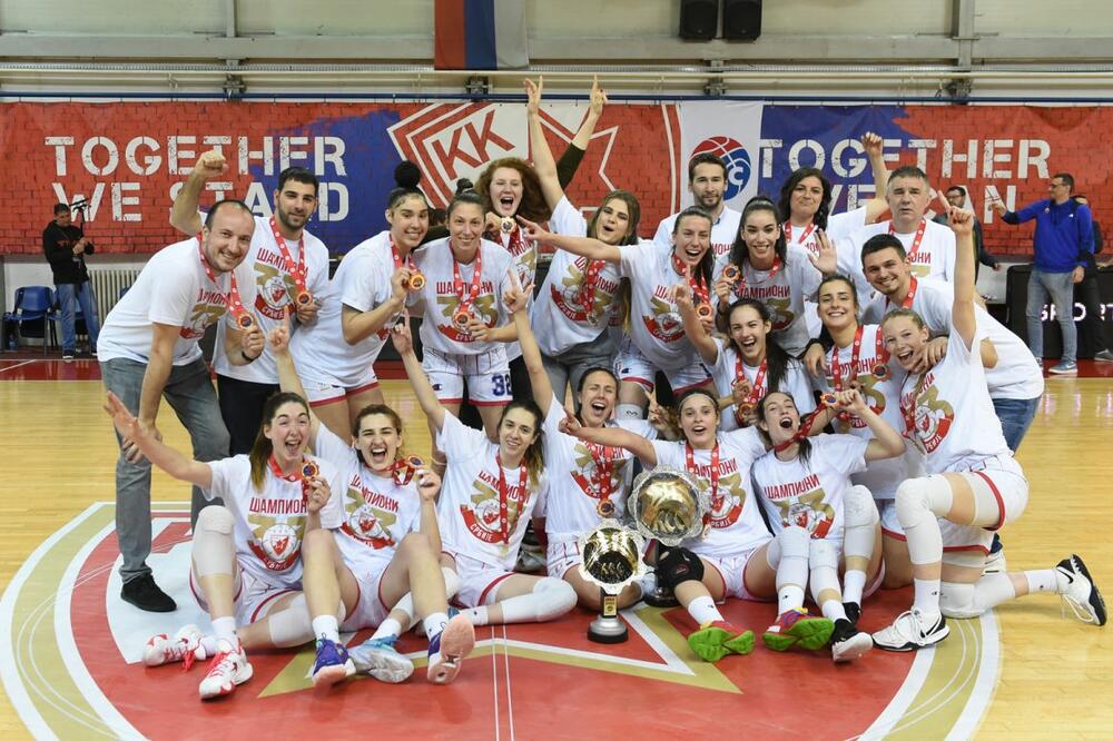 CRVENO-BELA DUPLA KRUNA: Košarkašice Crvene zvezde odbranile titulu šampiona Srbije