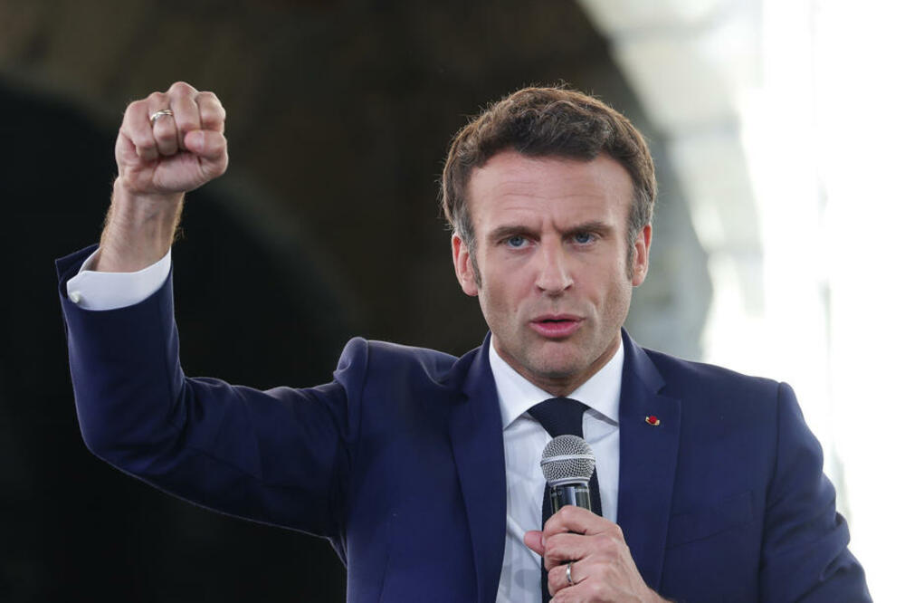 MAKRON BEZ APSOLUTNE VEĆINE Osvojio 245 poslaničkih mesta na izborima u Francuskoj