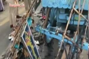 HOROR NA HINDU PROCESIJI U INDIJI: 11 osoba ubila struja kada je kamion prešao preko kabla! VIDEO