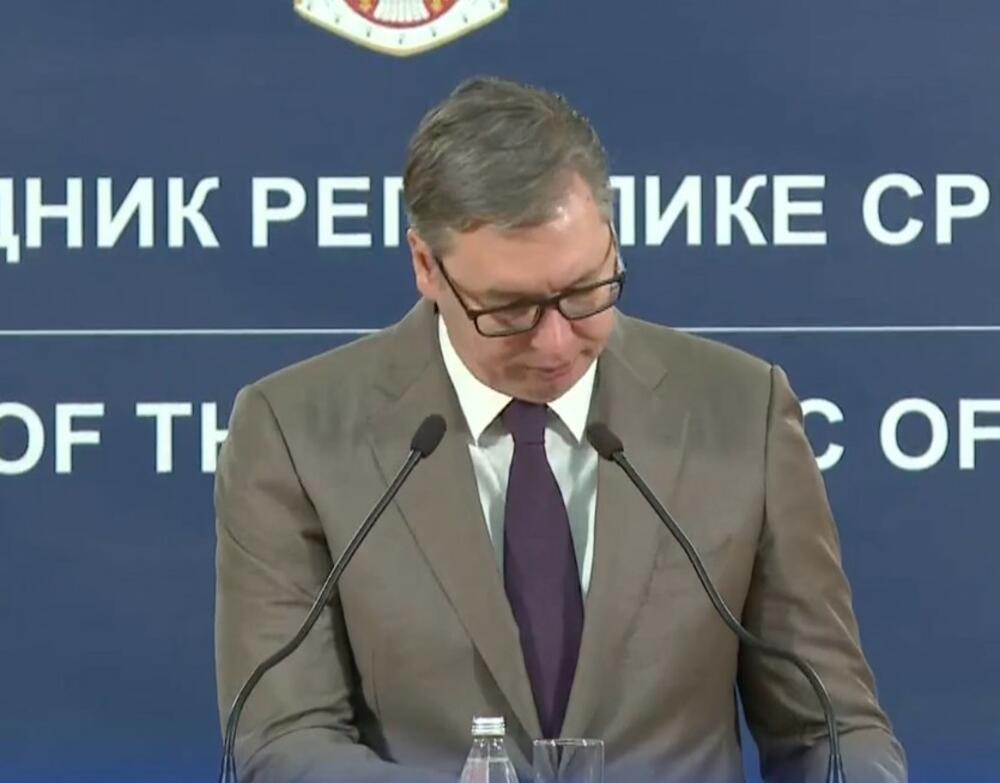 Aleksandar Vučić, stelantis