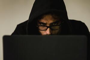 DOBRI I LOŠI HAKERI: Otkrijte kada je hakovanje nelegalno i šta su najčešće pretnje
