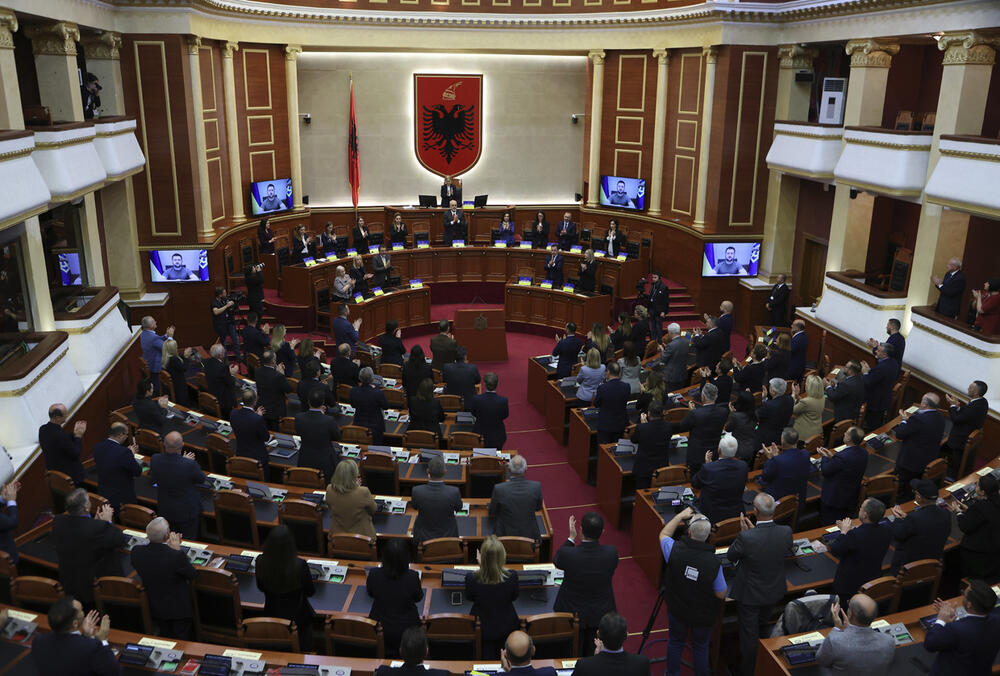 Parlament Albanije