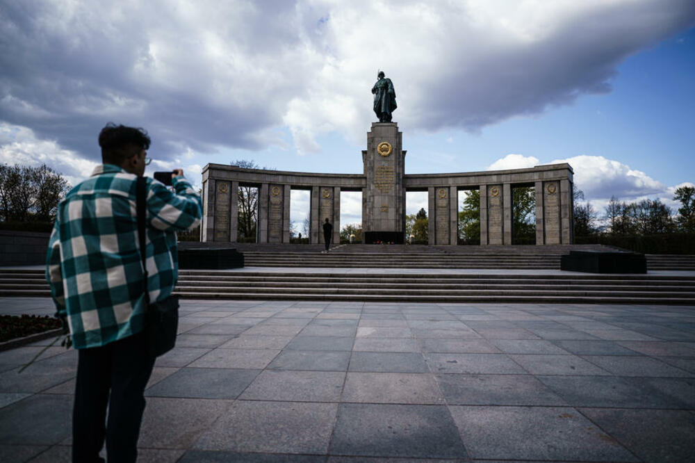 Nemačka, Berlin, spomenik, sovjetski spomenik