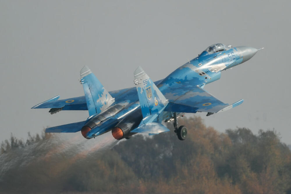 RUSI TVRDE DA SU OBORILI UKRAJINSKI BOMBARDER Su-24 I LOVAC Su-27: Navode da je uništeno dosta oružja i opreme iz SAD i EU!