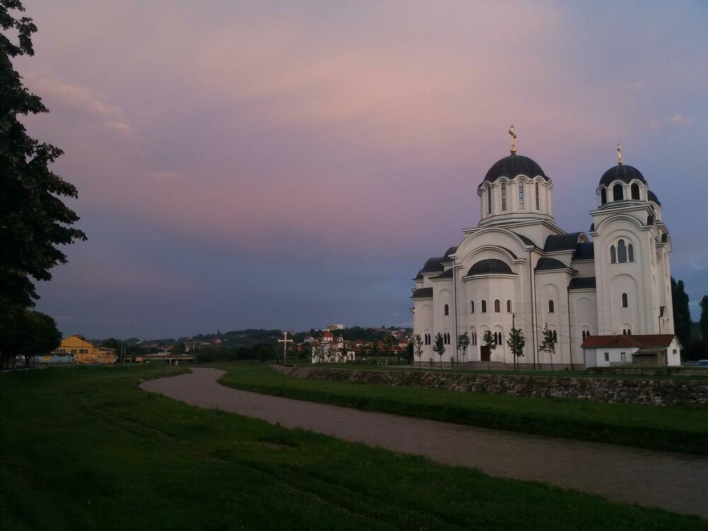 VAljevo, Hram Vaskrsenja Hristovog