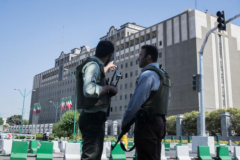 MASOVNO UBISTVO U IRANU: Vojnik na straži usmrtio četvoricu svojih kolega