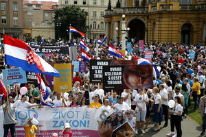 HOD ZA ŽIVOT: Pitanje abortusa i slučaj Mirele Čavajde podelilo Hrvatsku, protivnici pobačaja protestovali širom zemlje