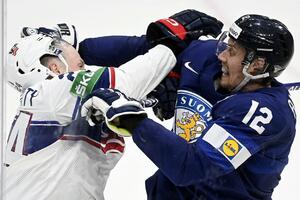 FINCI OČITALI LEKCIJU AMERIMA: Pršti od uzbuđenja na Svetskom prvenstvu u hokeju na ledu