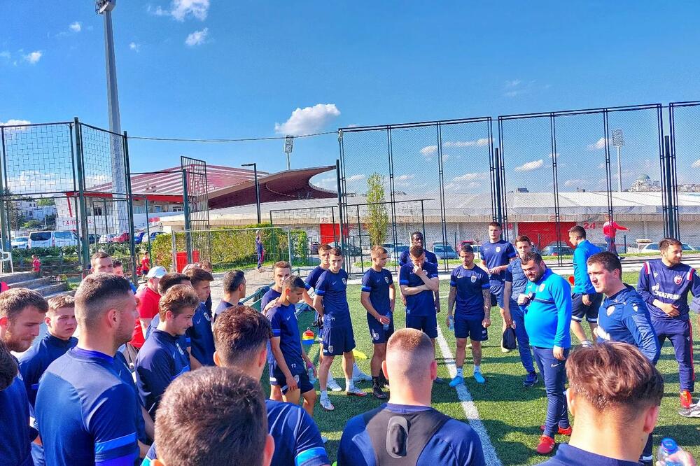 HUMANA MISIJA FK GRAFIČAR: Fudbal mogu i treba svi da igraju! Nova pedagoška saznanja za rad sa decom (VIDEO)
